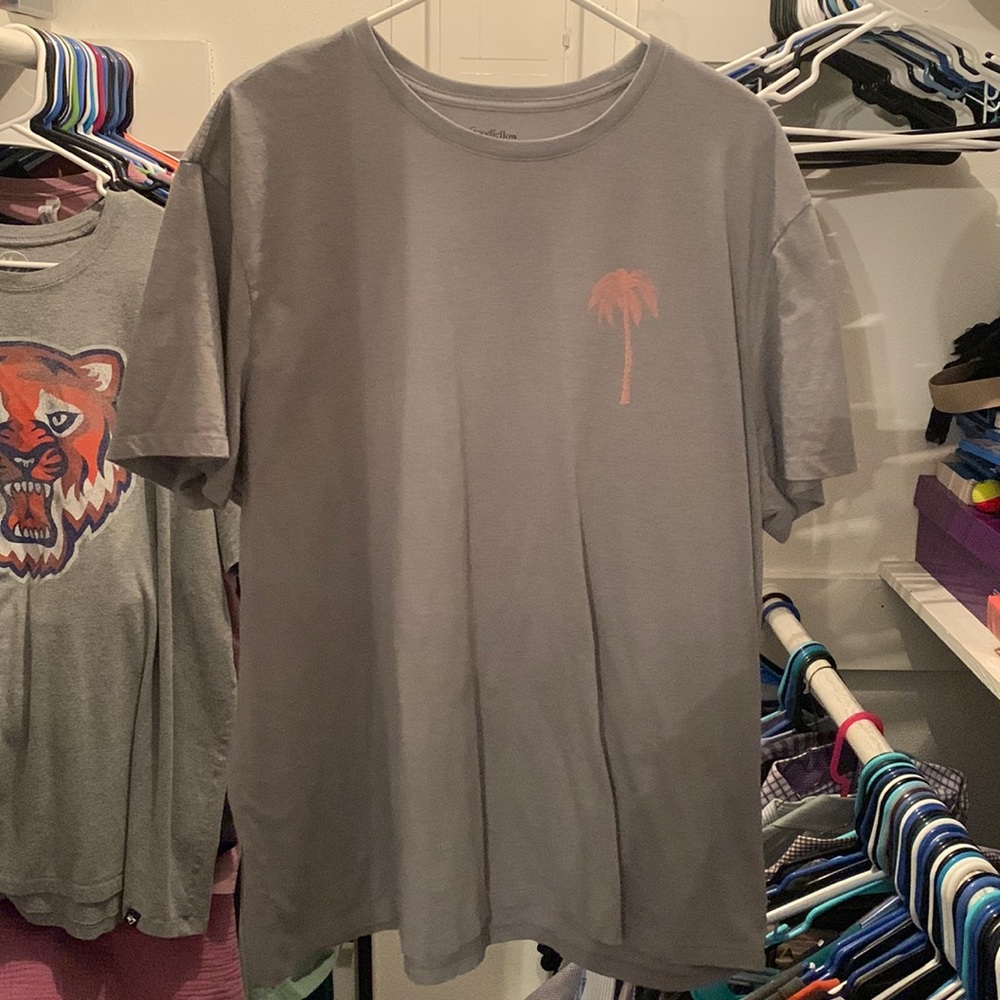 Grey shirt with pink palm tree - XXL